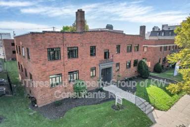 Main picture of The Grande Jatte