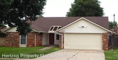 Main picture of 1001 E Bradley Ave