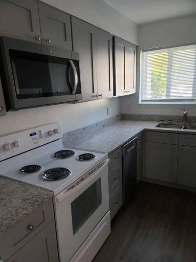 Main picture of Somerset Apartments