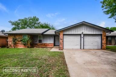Main picture of 1417 Edinburg Dr