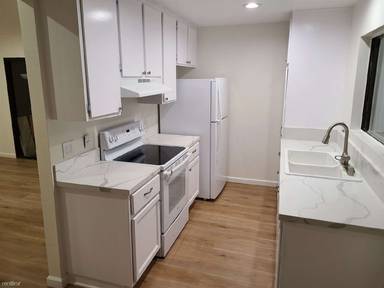 Main picture of 185 Streamwood