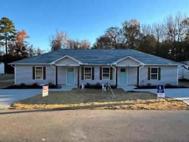 Main picture of 207 Nash St