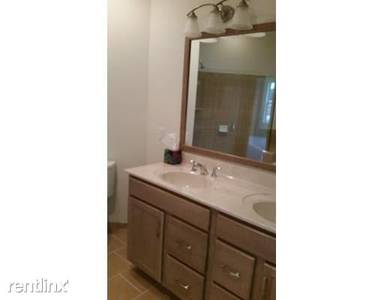 Main picture of 115 Deacon Shattuck Way