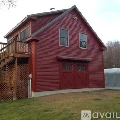 Main picture of 301 River Rd