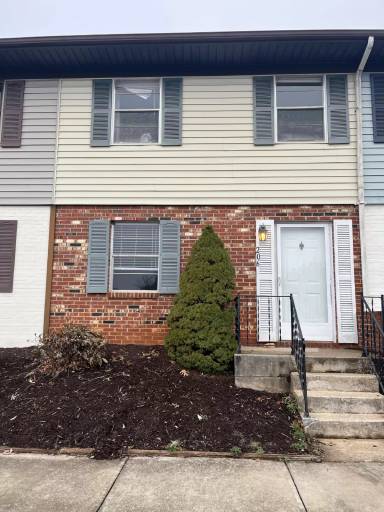 Main picture of 206 Fountain Dr