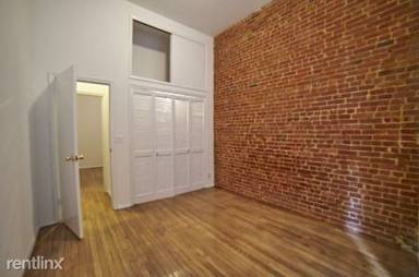 Main picture of 1705 1st Ave