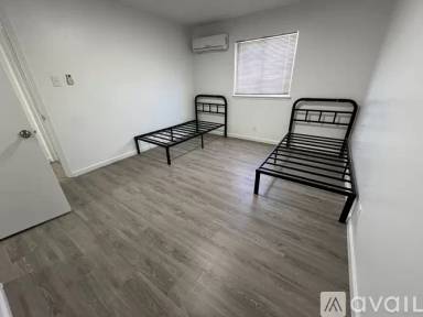 Main picture of 1101 W Sherer St