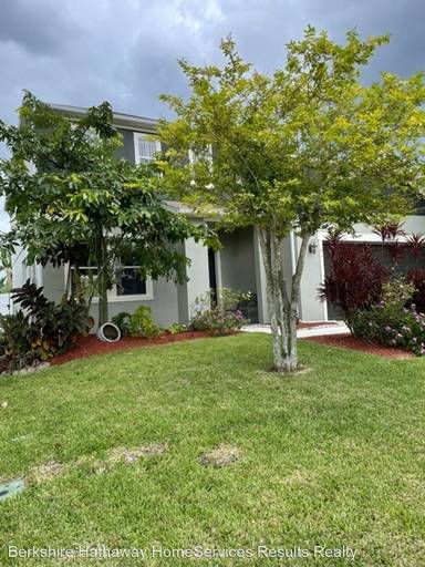 Main picture of 438 Elderberry Dr
