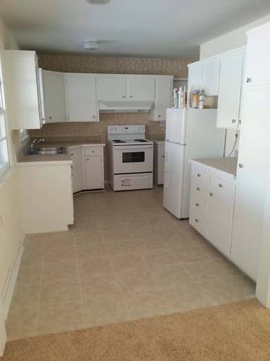 Main picture of 2925 W 11th Street Rd