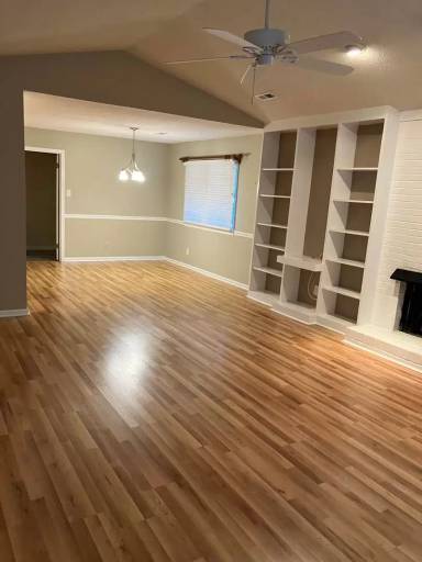Main picture of 2533 Cottage Pl