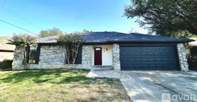 Main picture of 930 Robinwood Dr