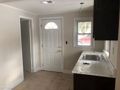 Main picture of 483 Ralph St