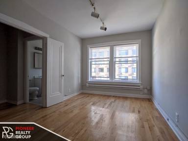 Main picture of 511 W Melrose St