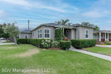 Main picture of 701 E Palm Ave