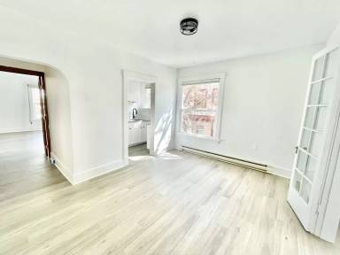 Main picture of 1411 W 9th Ave