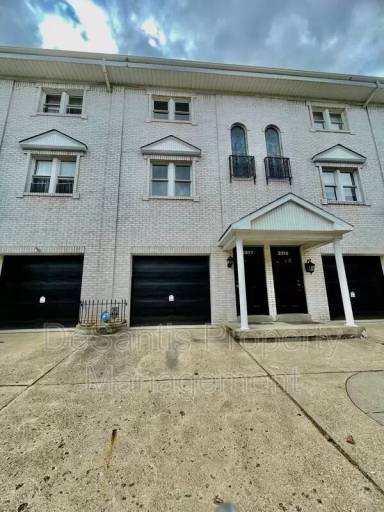 Main picture of 2317 Athena St