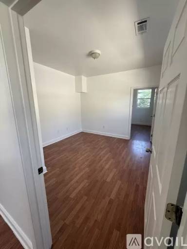 Main picture of 5906 Marigny St