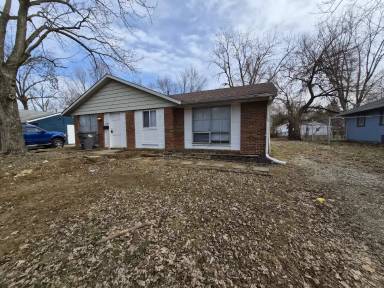 Main picture of 3525 Luewan Ct