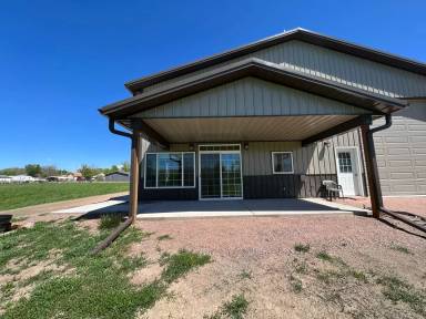 Main picture of 2944 Ute St