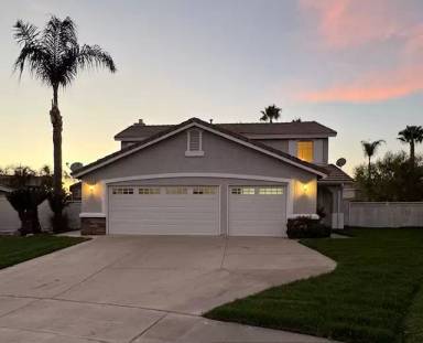 Main picture of 774 Willow Ct