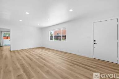 Main picture of 422 Broadway St