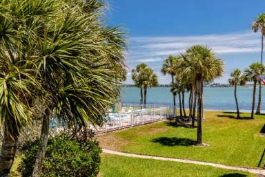 Main picture of 1451 Gulf Blvd