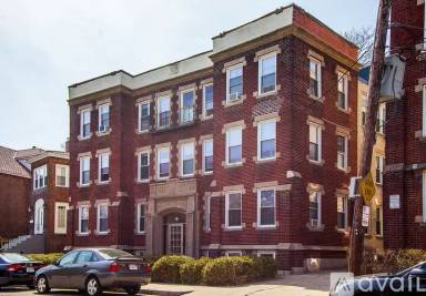 Main picture of 33 Walbridge St