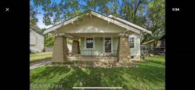 Main picture of 422 W Muir Ave