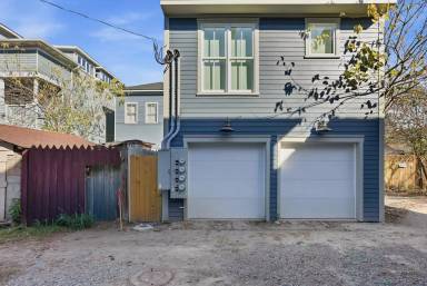Main picture of 309 Lorch St
