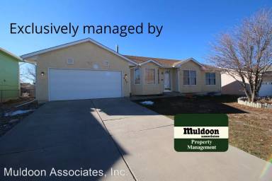 Main picture of 437 S Falcon Dr