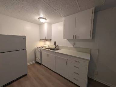 Main picture of 4221 Duquesne Ave