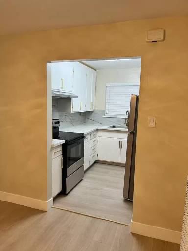 Main picture of 7 Lewis Ave