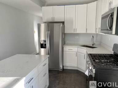 Main picture of 1643 W Carmen Ave