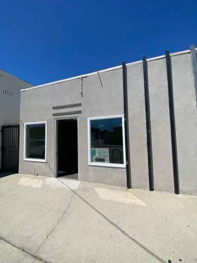 Main picture of 4019 E 4th St