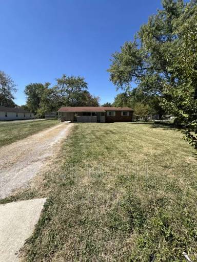 Main picture of 2730 N Ritter Ave