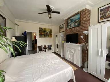 Main picture of 1146 70th St