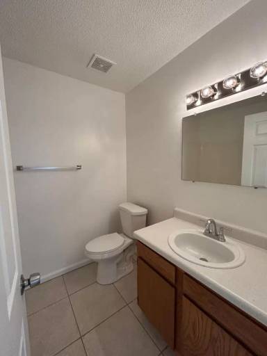Main picture of 400 Kazmira Ct