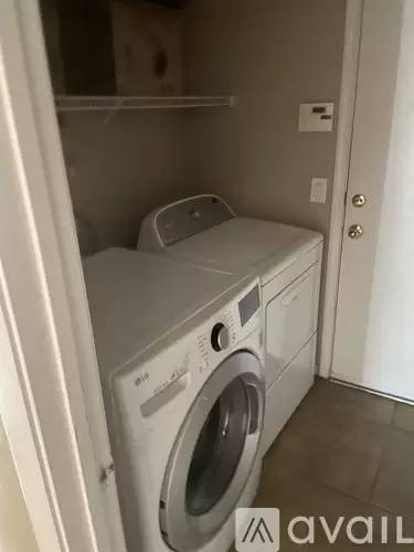 Main picture of 5591 Crestlock Dr