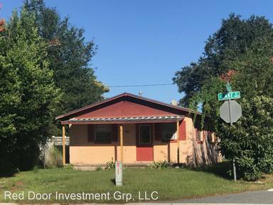 Main picture of 408 S Lake St