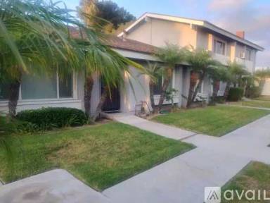 Main picture of 4942 Liverpool St
