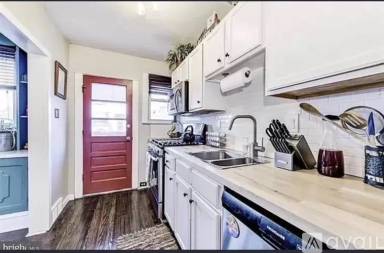 Main picture of 104 Coolidge Ave
