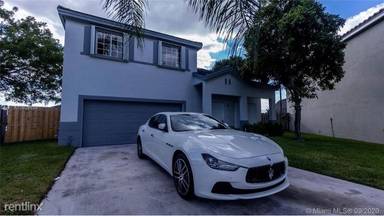 Main picture of 7570 SW 158th Ct