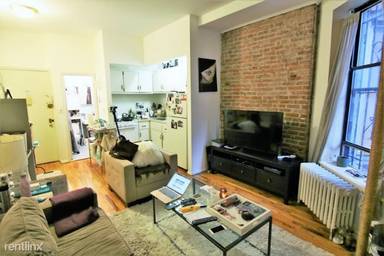 Main picture of 726 Amsterdam Ave