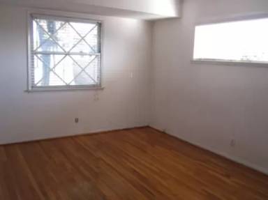Main picture of 101 N Hart Pl
