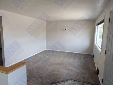 Main picture of 460 Jensen St