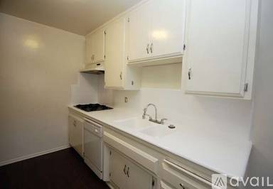 Main picture of 14620 Dickens St