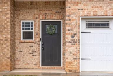 Main picture of 318 Fallow Cir