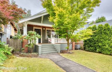Main picture of 2135 4th Ave W