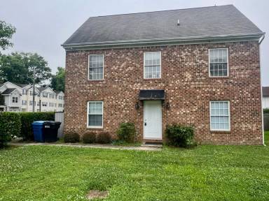 Main picture of 1606 Parks Ave