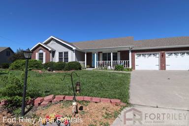 Main picture of 608 Chadwick Ct